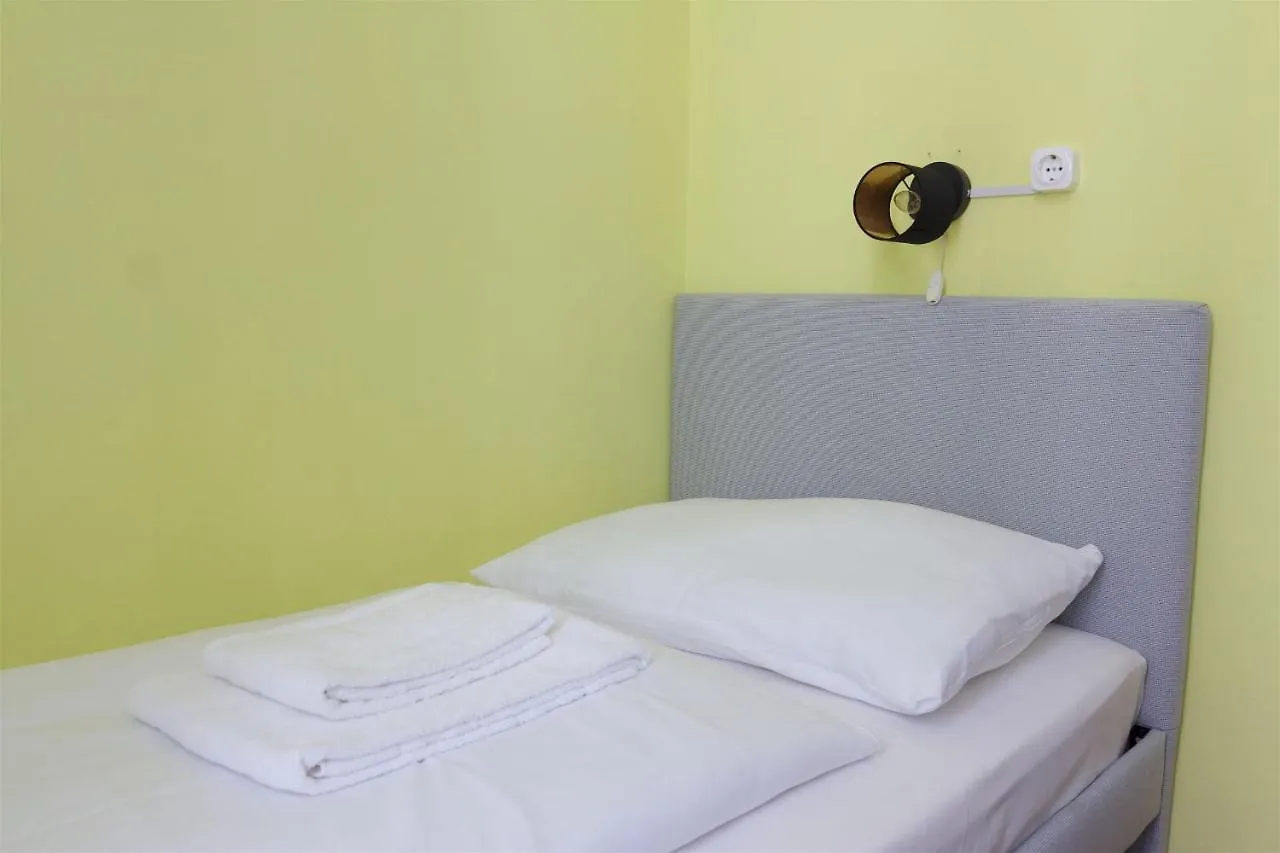 Hotel Pension Arpi Wiedeń Austria
