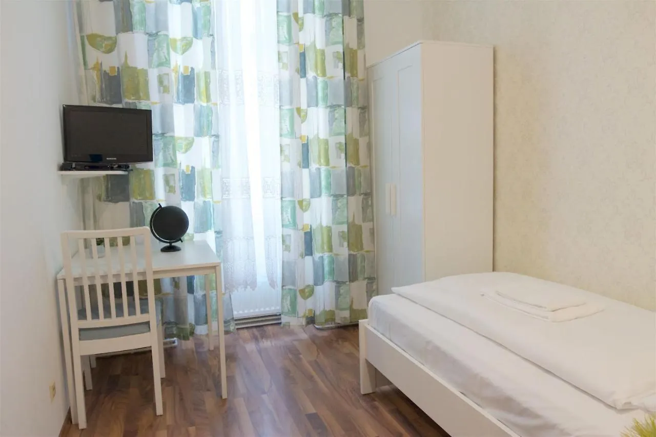 Hotel Pension Arpi Vídeň Bed & Breakfast