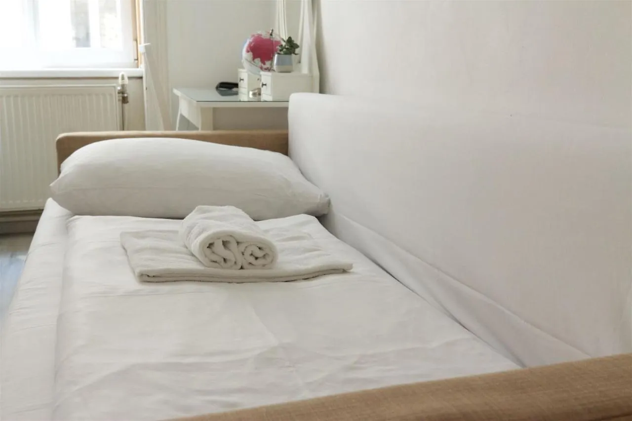 Nocleg ze śniadaniem Hotel Pension Arpi Wiedeń