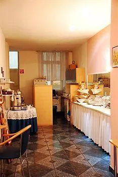 Hotel Pension Arpi Wiedeń Austria