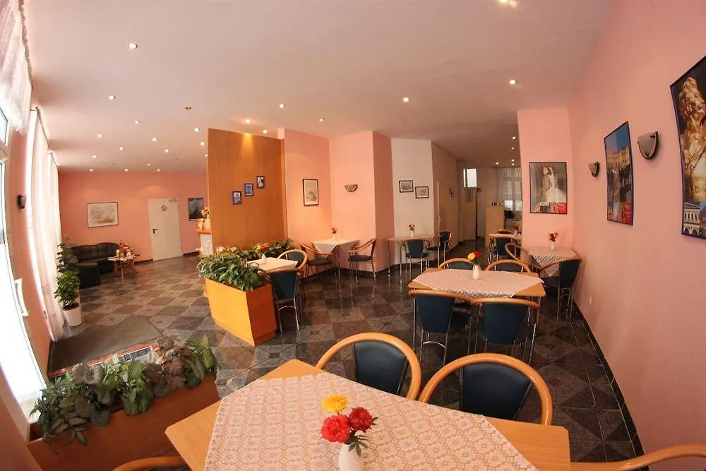 Hotel Pension Arpi Wiedeń Austria