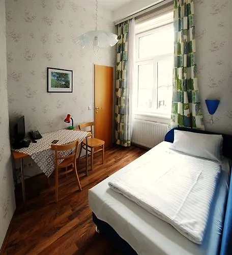 Hotel Pension Arpi Wiedeń
