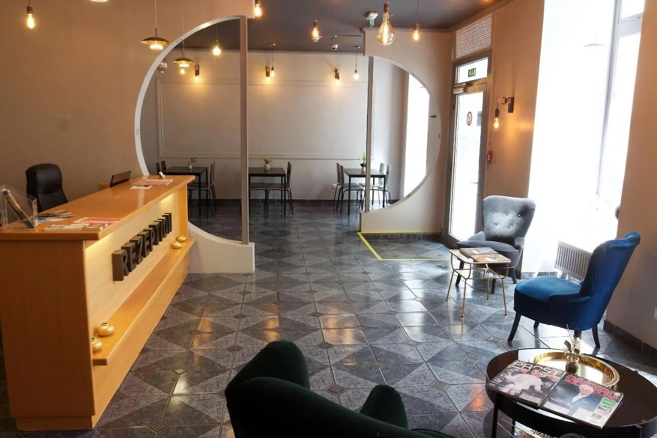 Hotel Pension Arpi Βιέννη 3*,